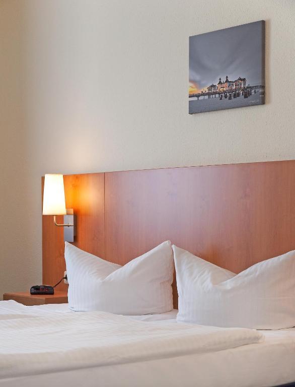Hotel Xenia Sellin  Habitación foto
