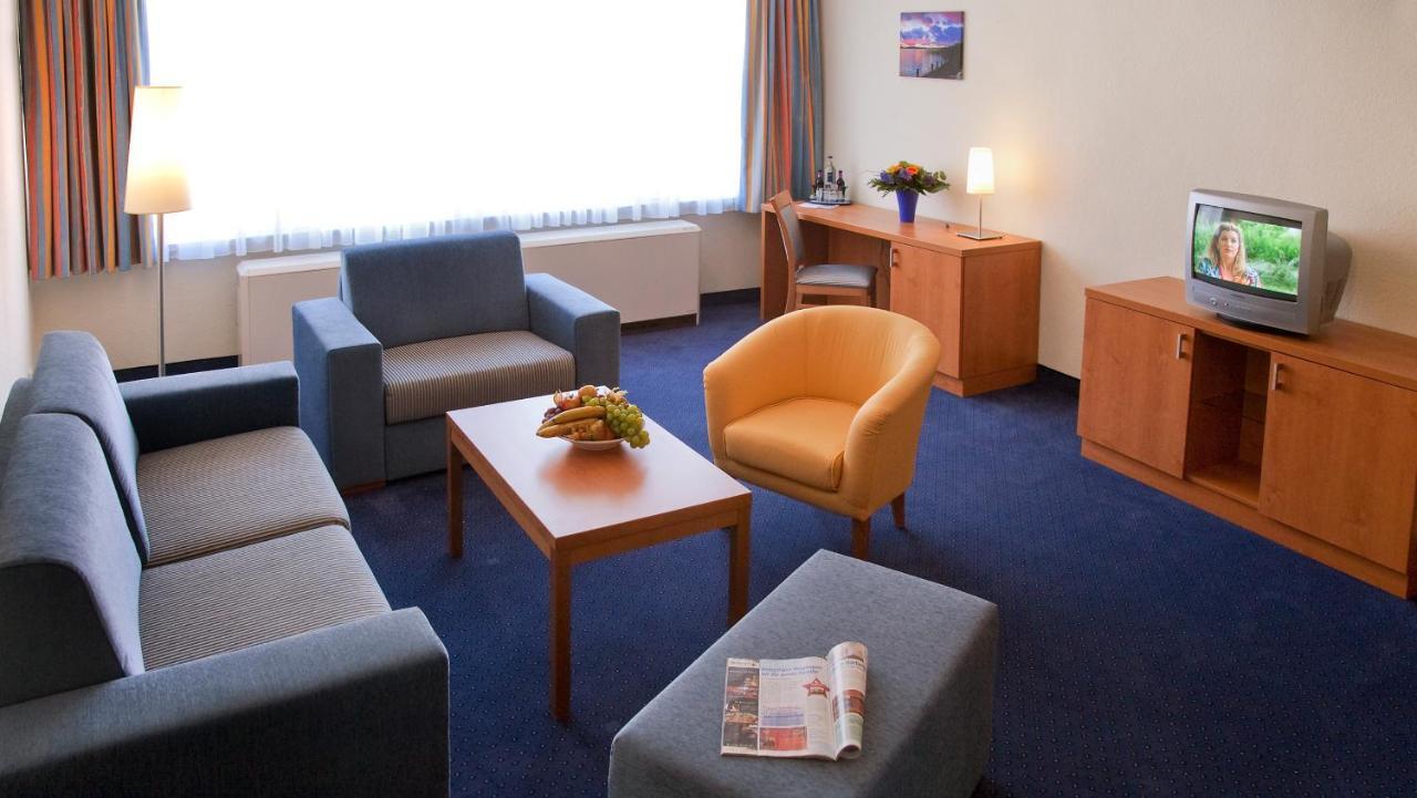 Hotel Xenia Sellin  Habitación foto